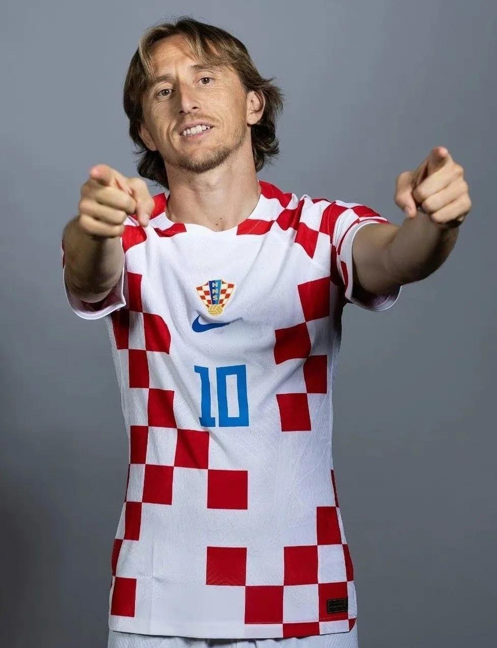 美记：库里距离复出还有一段时间，这次客场之旅可能看不到他